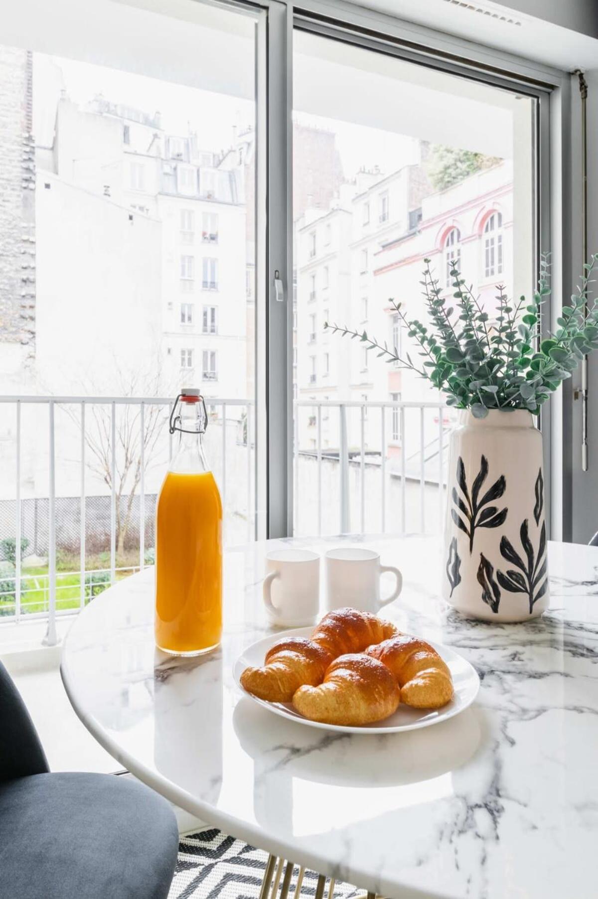 Studio Chaleureux Avec Terrasse - 18 - 2p Appartement *